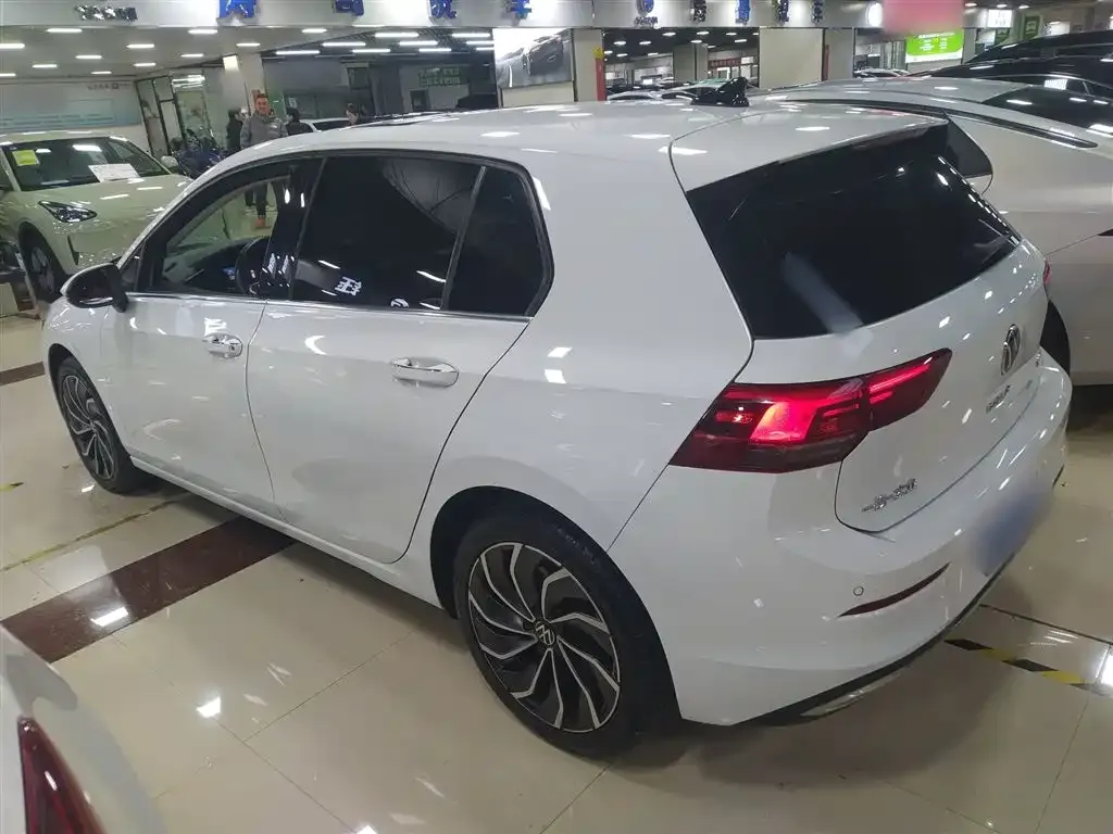 Volkswagen Golf 2021 из CN, фото 7