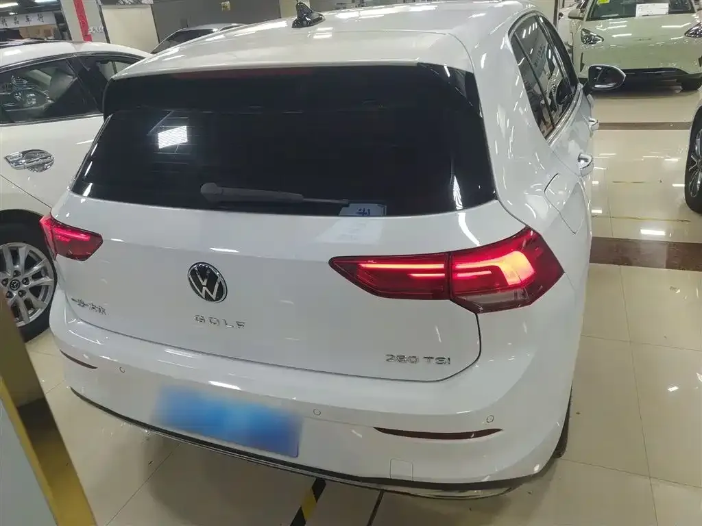 Volkswagen Golf 2021 из CN, фото 5