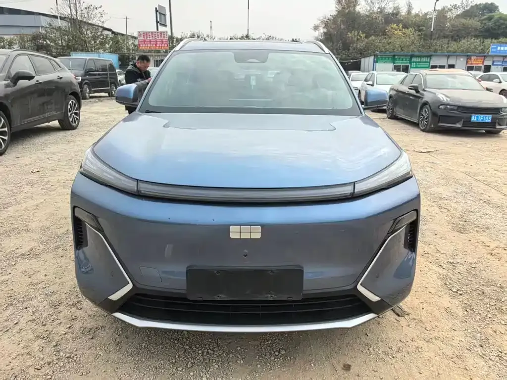 Geely 银河星舰7 — фото 4