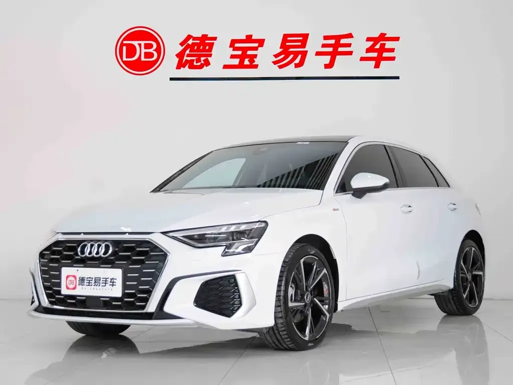 Audi A3 2024 из CN, фото 1