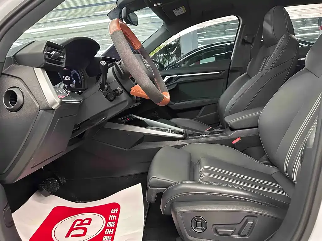 Audi A3 2024 из CN, фото 6