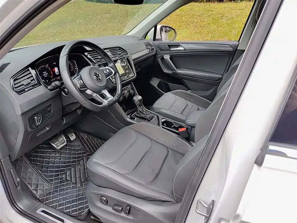 Volkswagen Tiguan L 2021 из CN, фото 3
