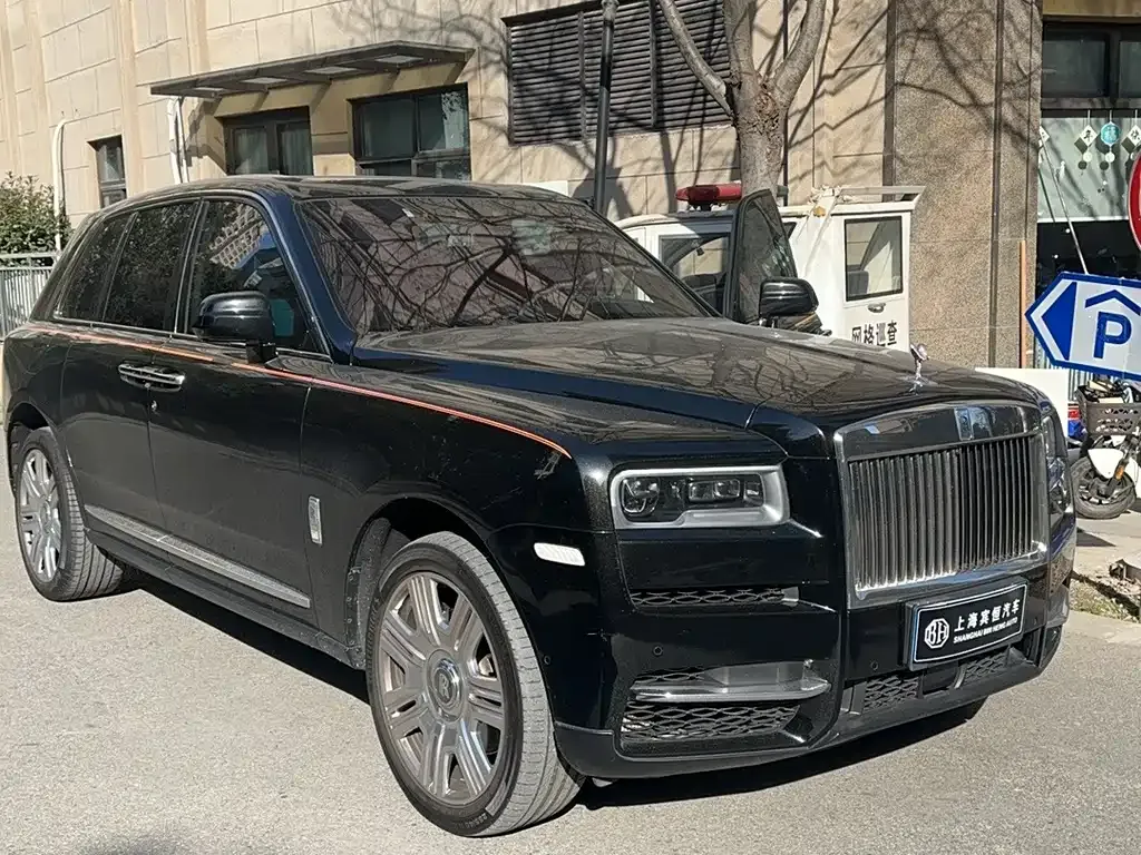 Rolls-Royce Cullinan 2023 из CN, фото 1