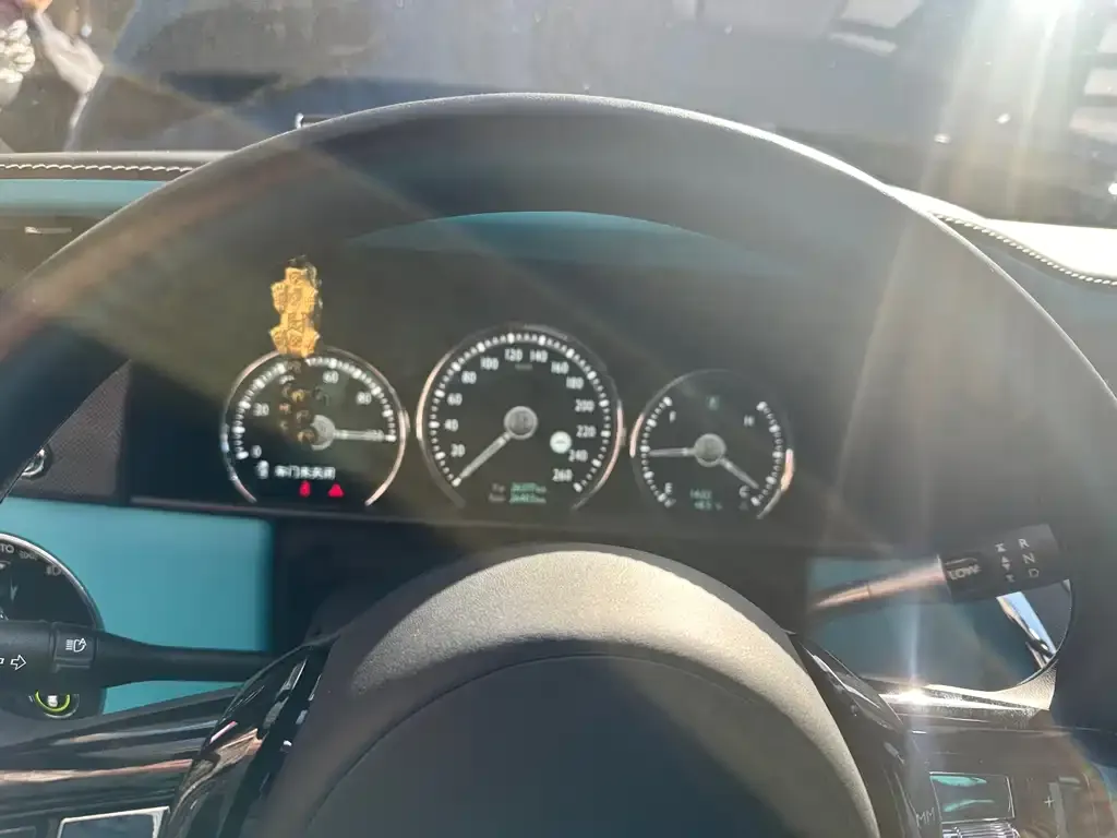 Rolls-Royce Cullinan 2023 из CN, фото 2