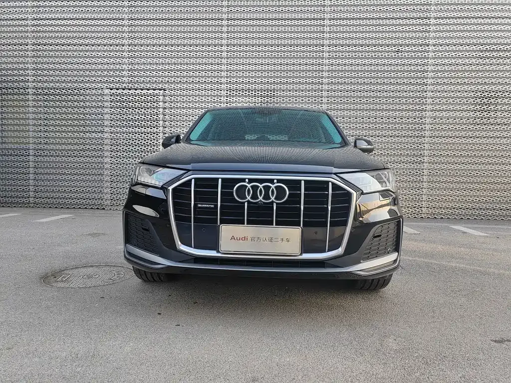 Audi Q7 — фото 8