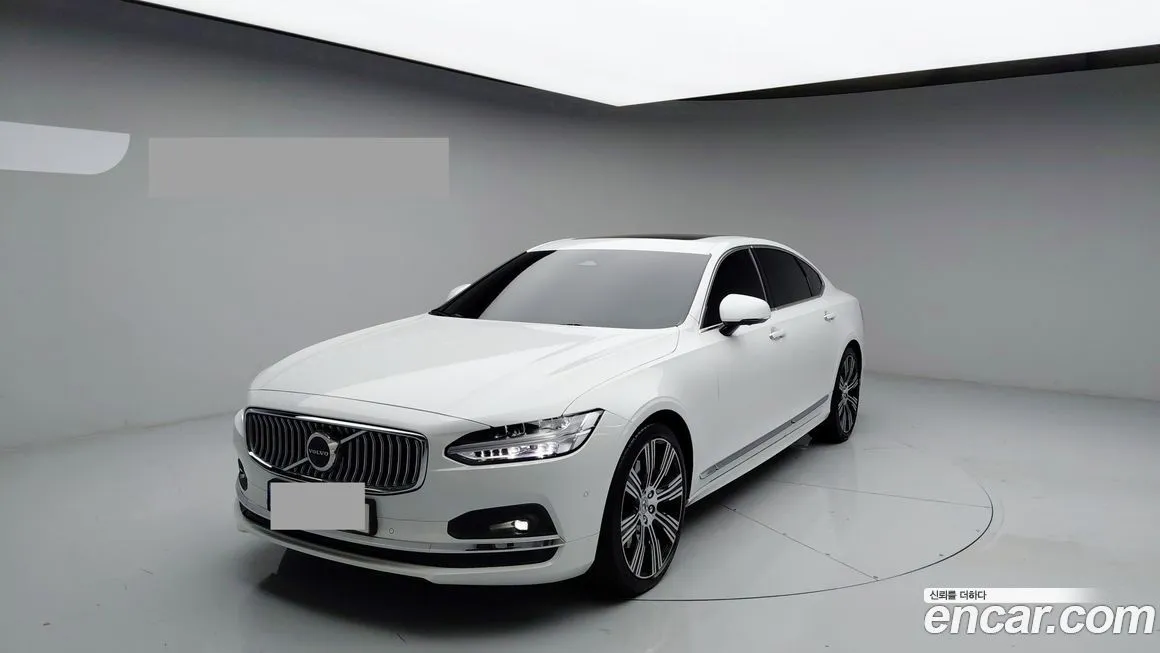 Volvo S90 — фото 1