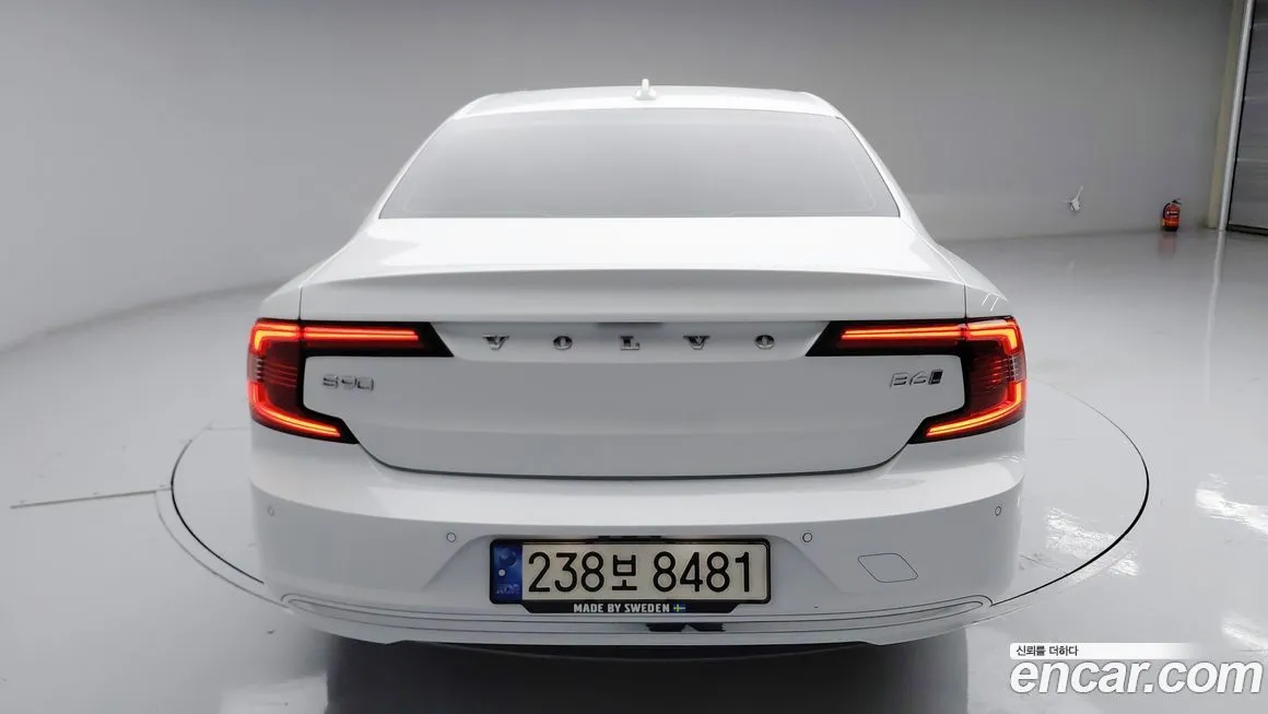Volvo S90 — фото 2