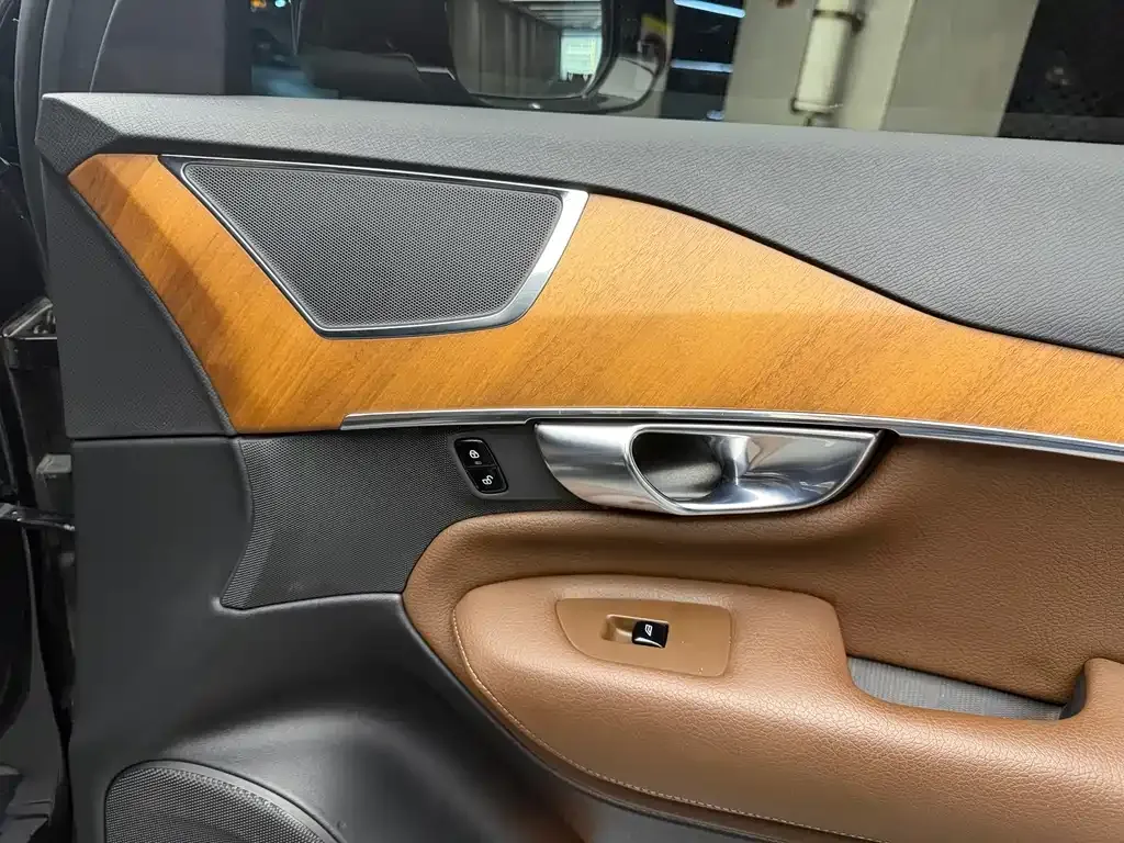 Volvo XC90 2021 из CN, фото 10
