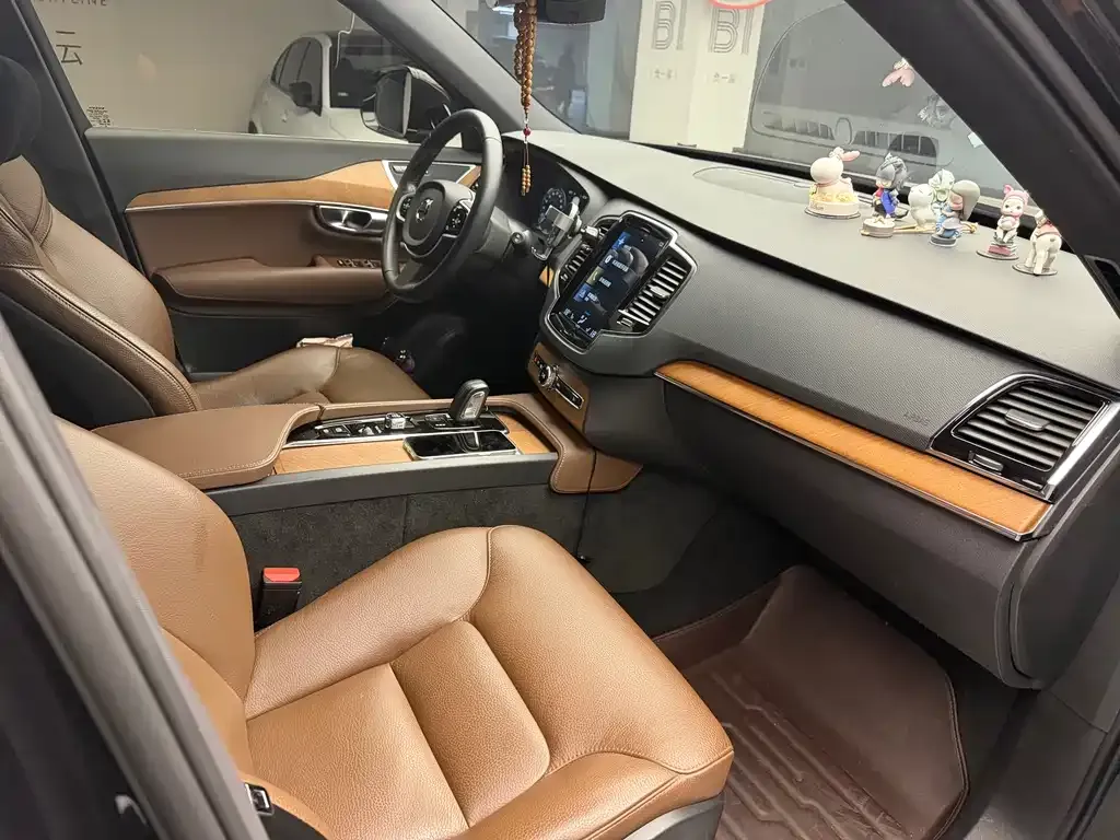Volvo XC90 2021 из CN, фото 7