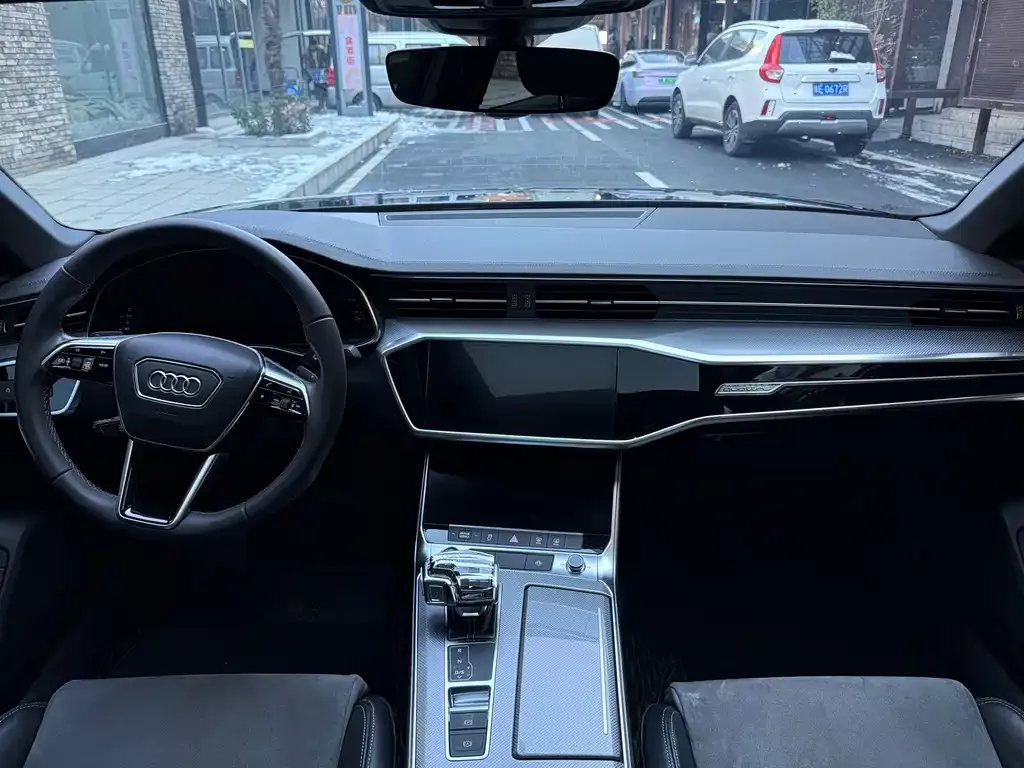 Audi A6L 2021 из CN, фото 3