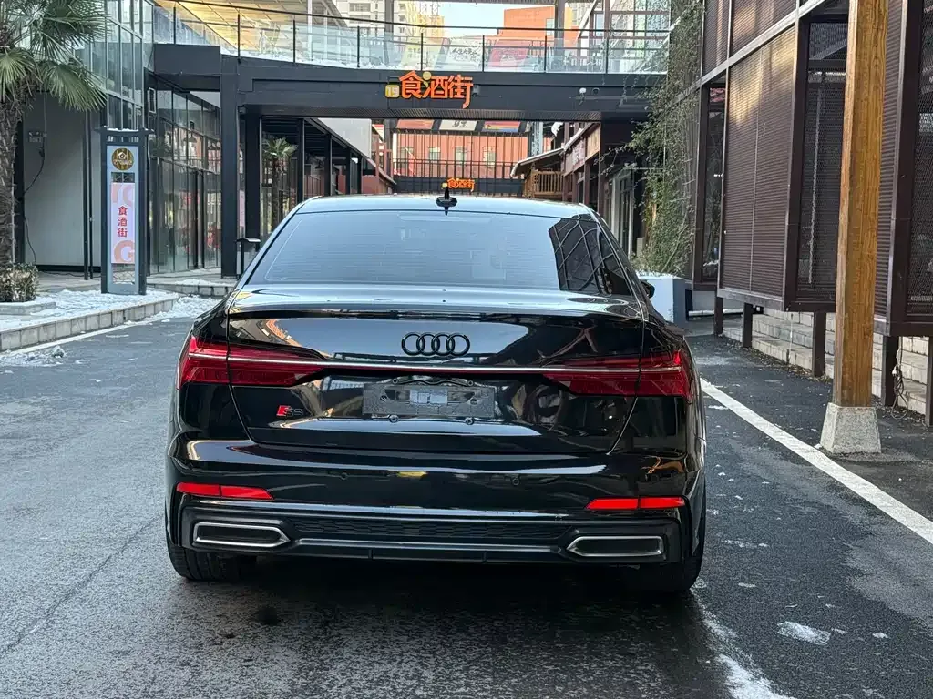 Audi A6L 2021 из CN, фото 5