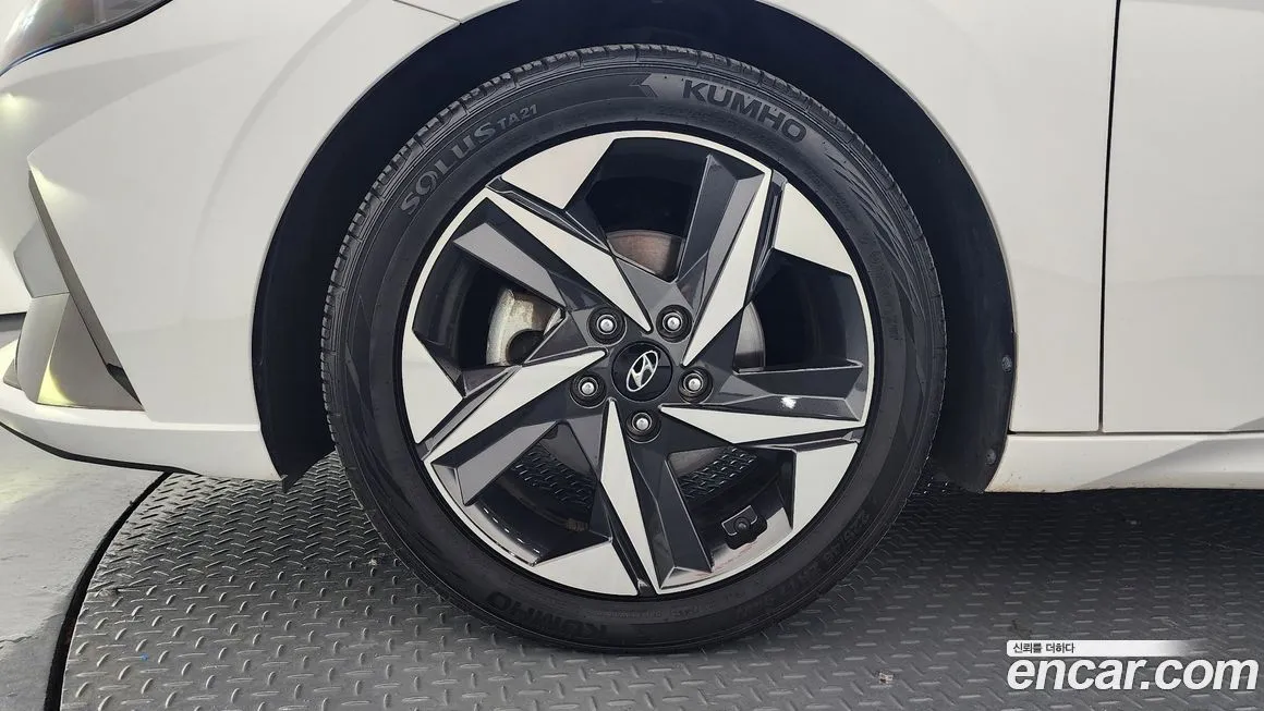 Hyundai AVANTE — фото 7
