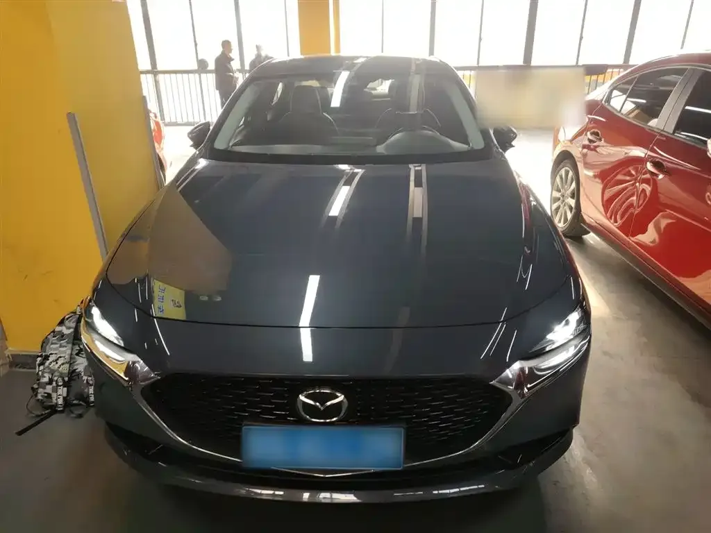 Mazda 3 Axela 2024 из CN, фото 2