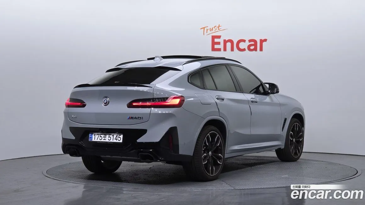 BMW X4 2023 из KR, фото 2