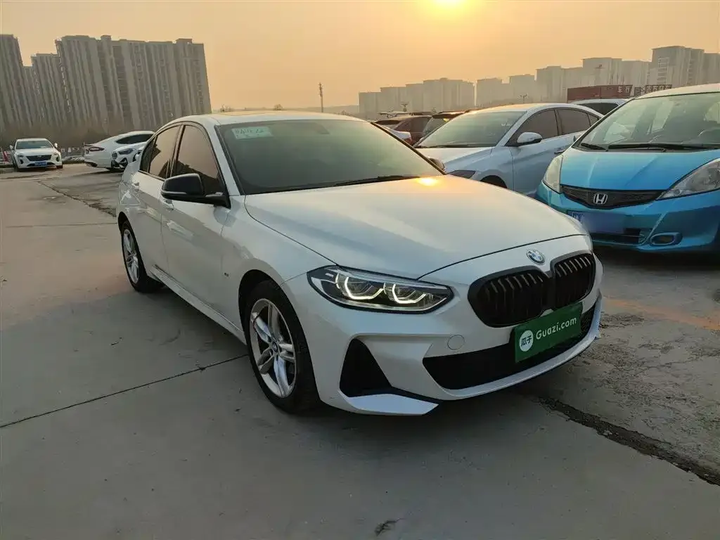 BMW 1 Series 2023 из CN, фото 4