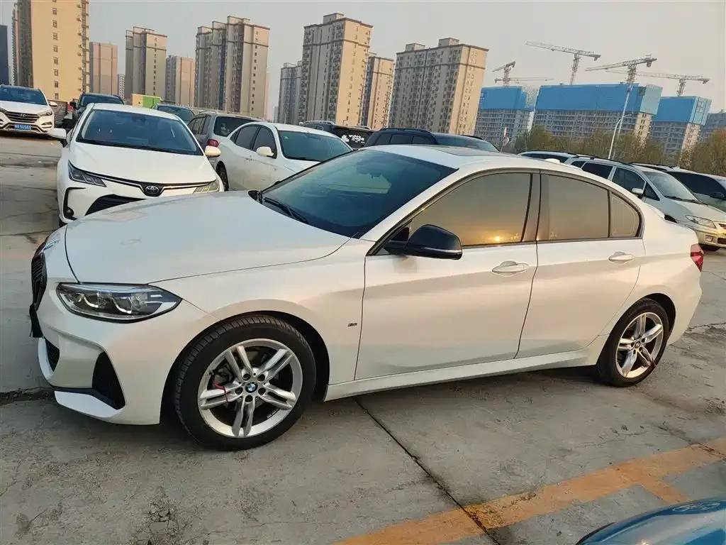 BMW 1 Series 2023 из CN, фото 5