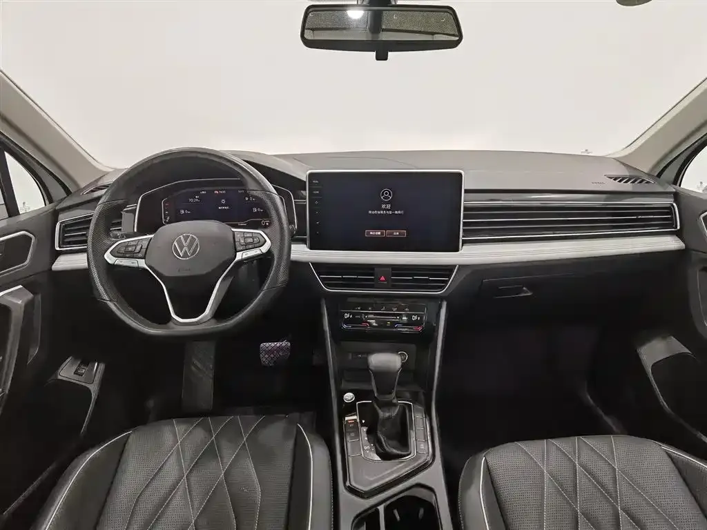 Volkswagen Tiguan L 2023 из CN, фото 2