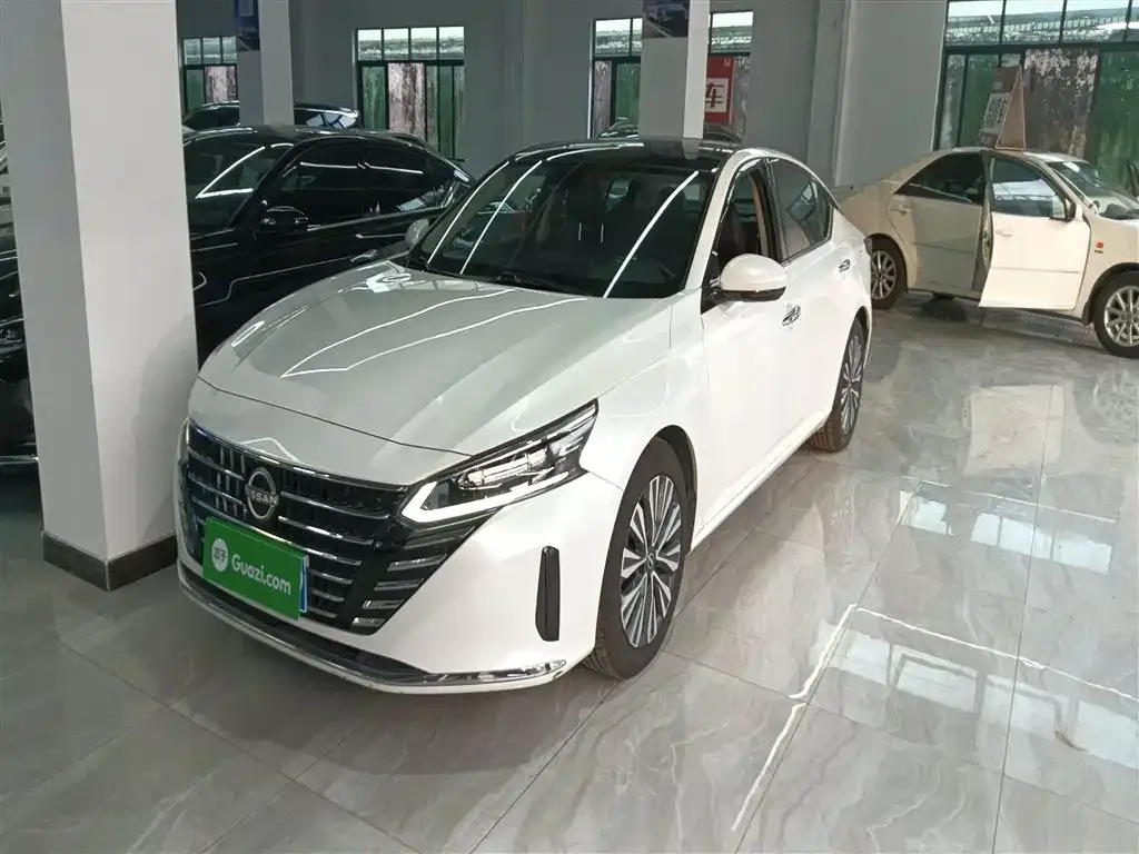 Nissan Teana 2023 из CN, фото 2
