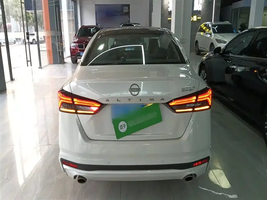 Nissan Teana 2023 из CN, фото 3