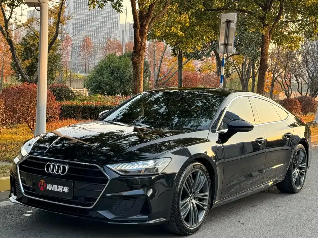Audi A7 2023 из CN, фото 1