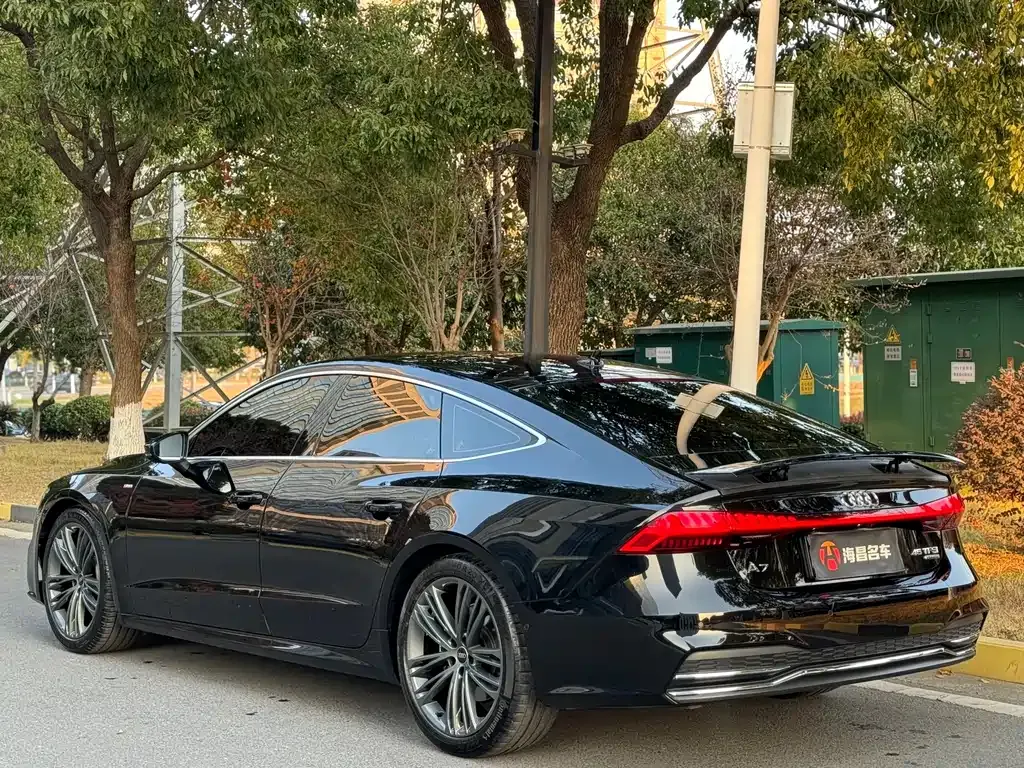 Audi A7 2023 из CN, фото 6