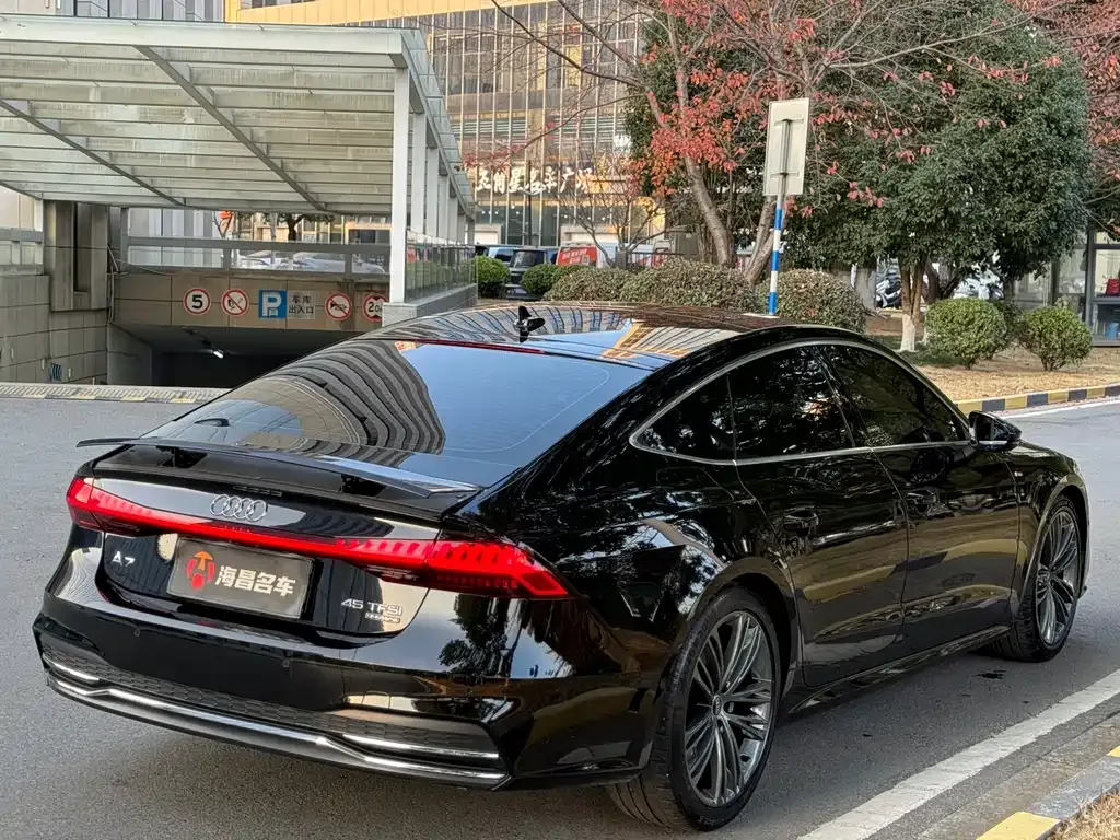 Audi A7 2023 из CN, фото 5