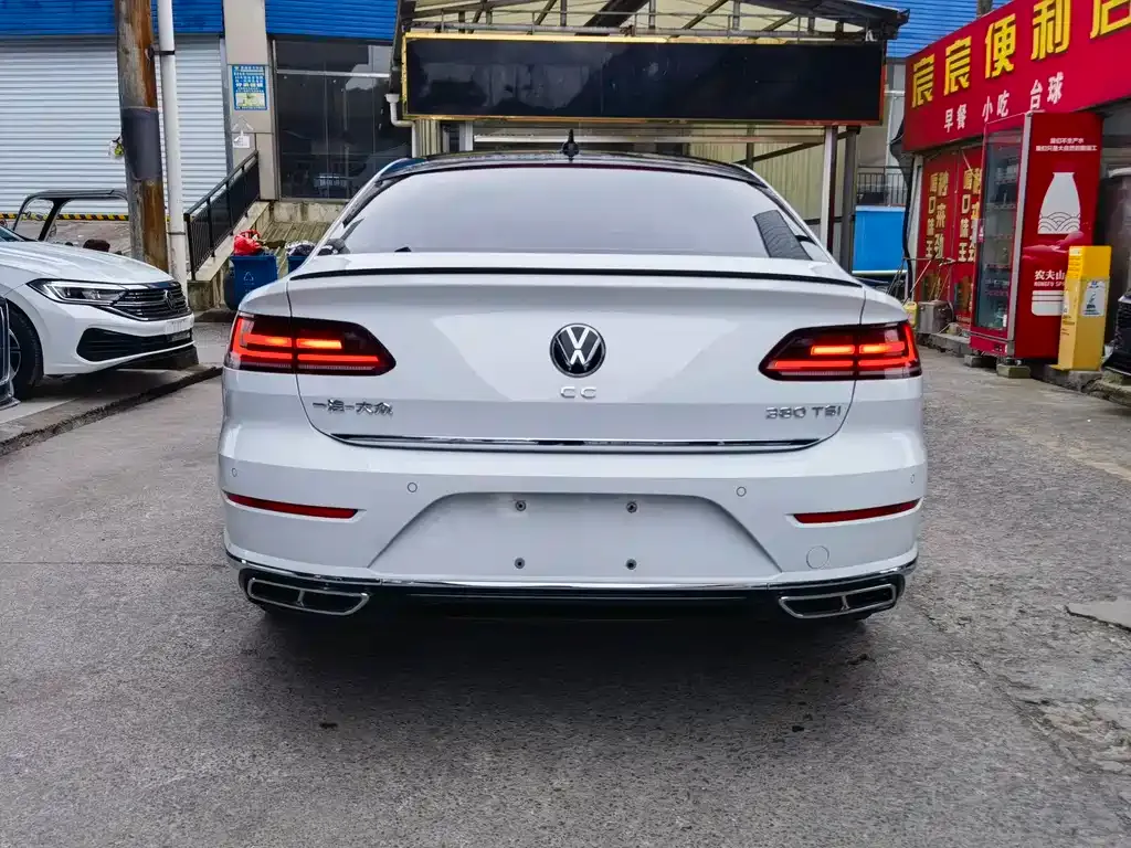 Volkswagen CC — фото 4