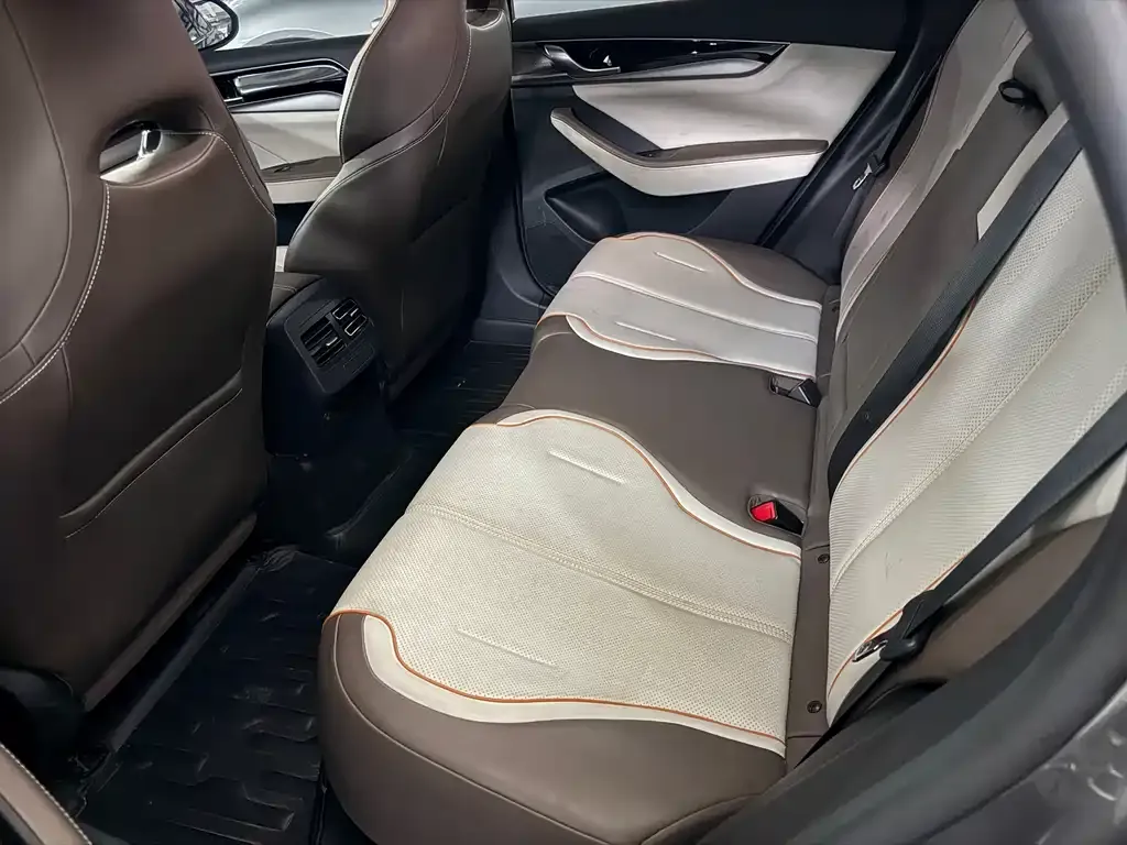 BYD Qin PLUS 2023 из CN, фото 6