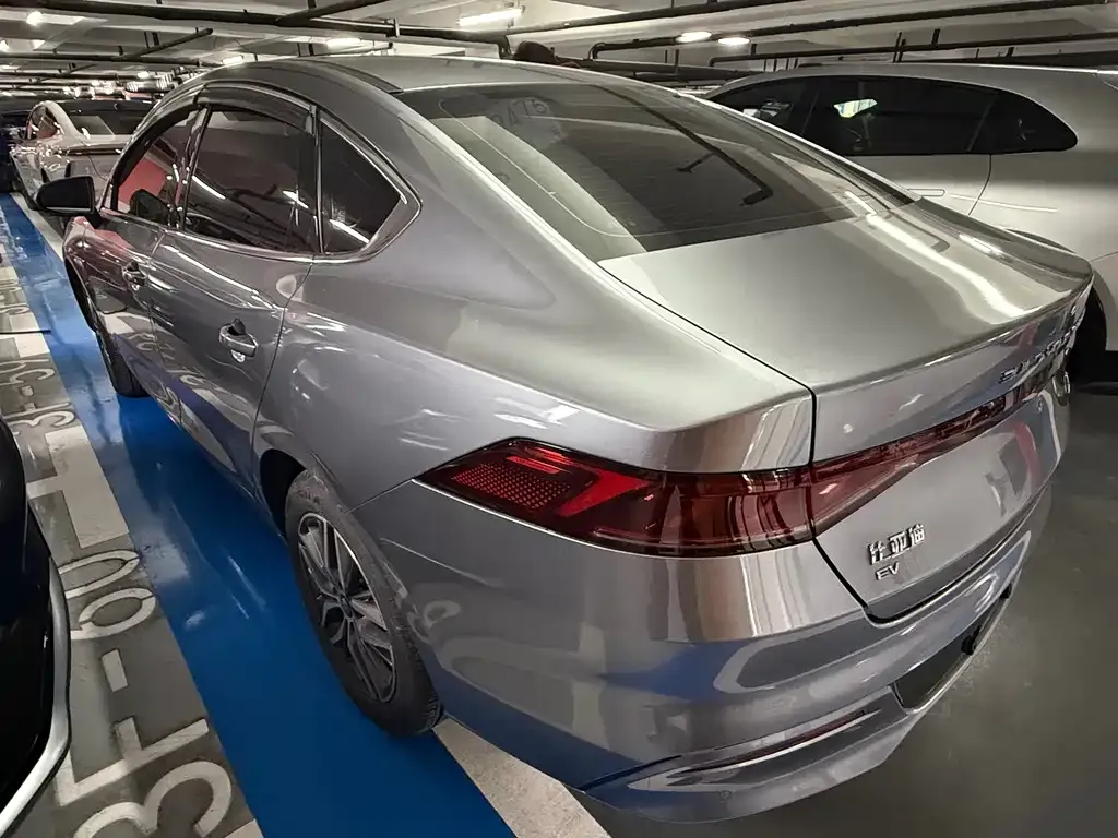 BYD Qin PLUS 2023 из CN, фото 8