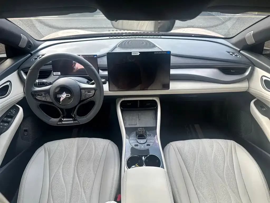 BYD Seal 06GT — фото 3