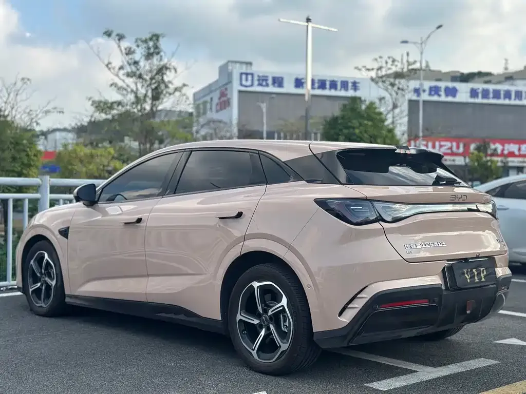 BYD Seal 06GT — фото 2
