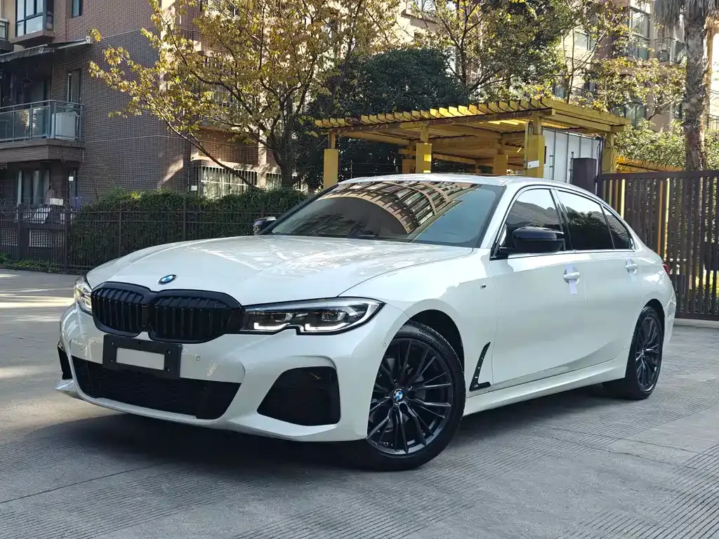 BMW 3 Series — фото 1