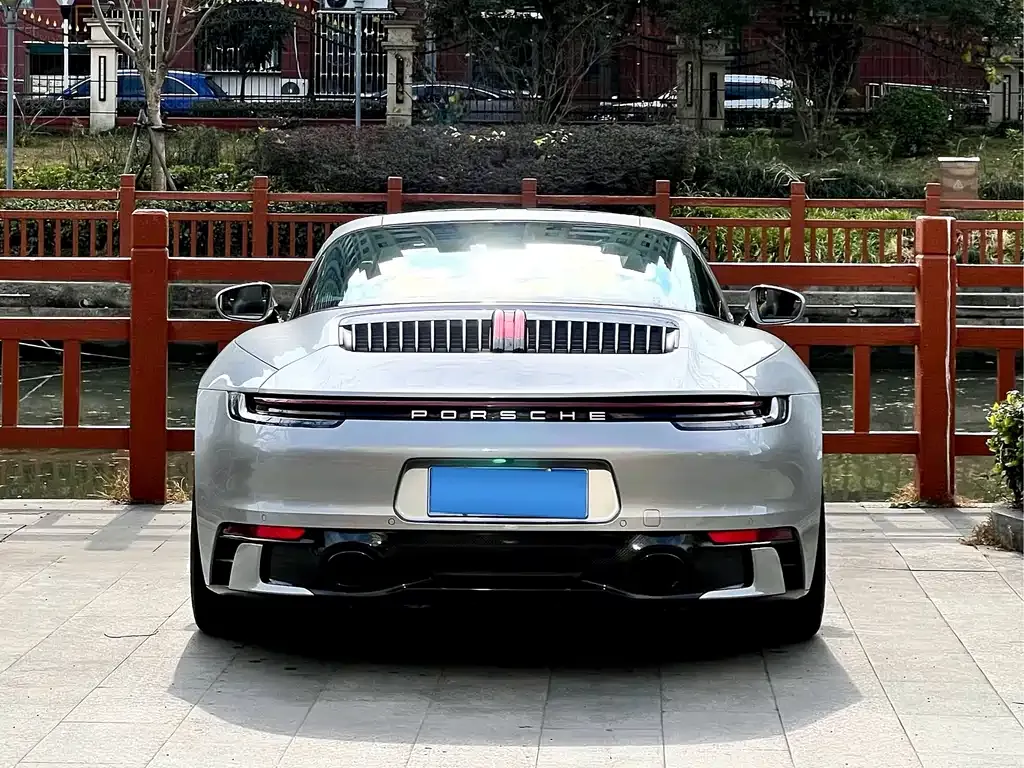 Porsche 911 2022 из CN, фото 3
