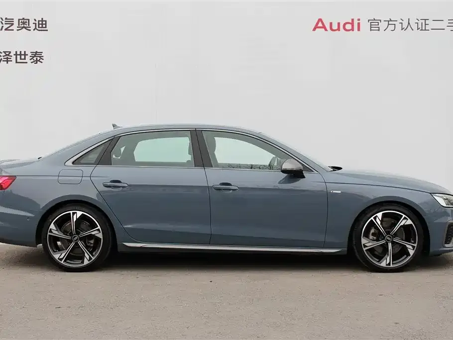 Audi A4L 2022 из CN, фото 3
