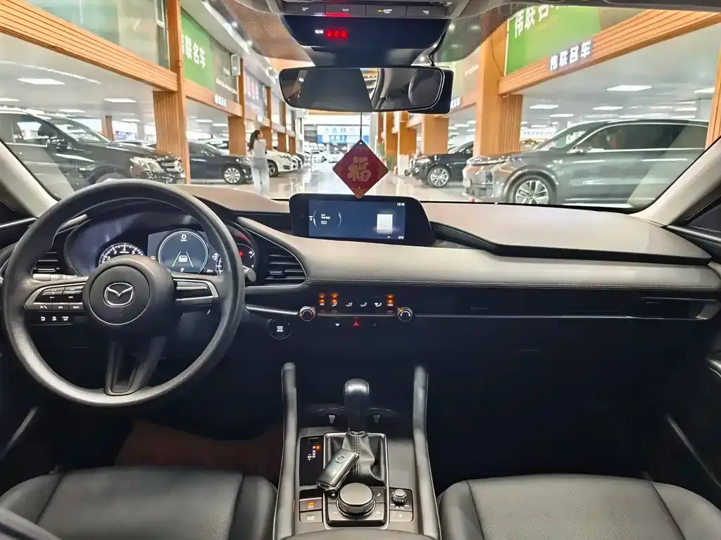 Mazda 3 Axela 2023 из CN, фото 3