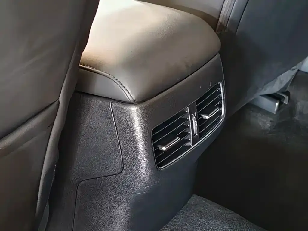 Mazda 3 Axela 2023 из CN, фото 10