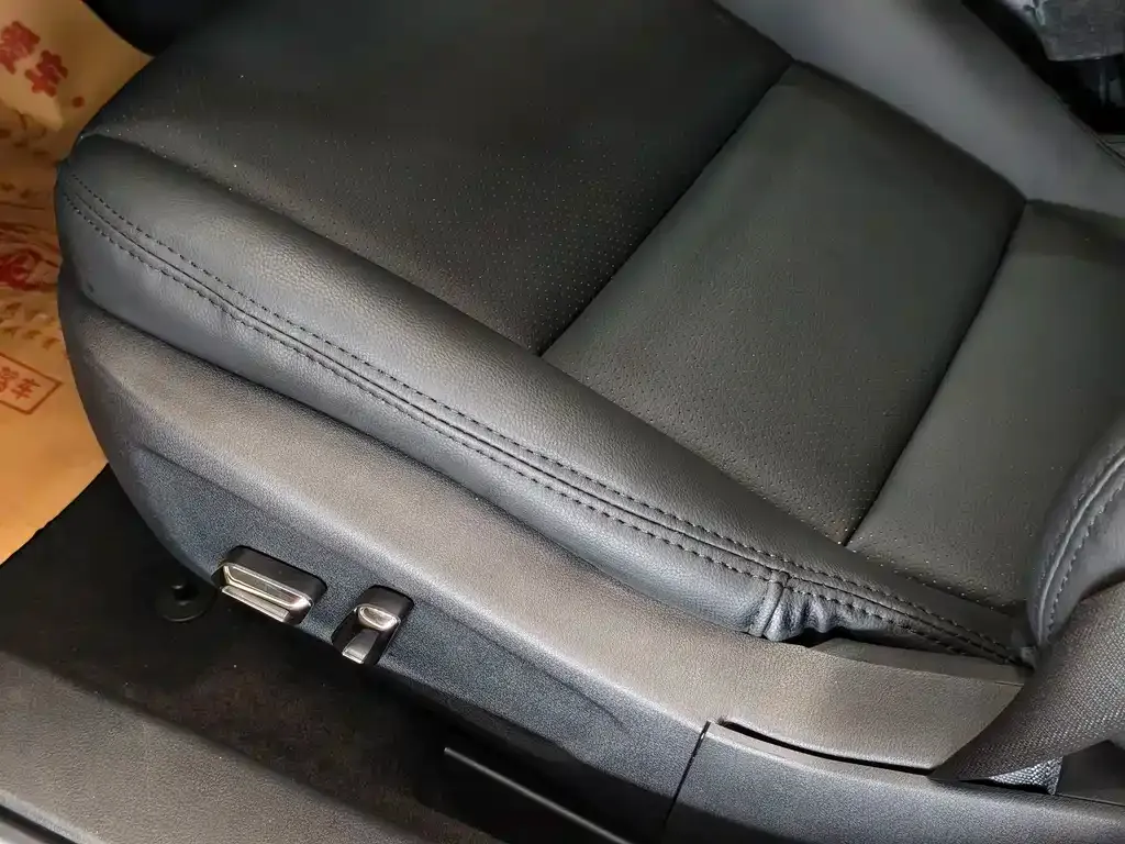 Mazda 3 Axela 2023 из CN, фото 4