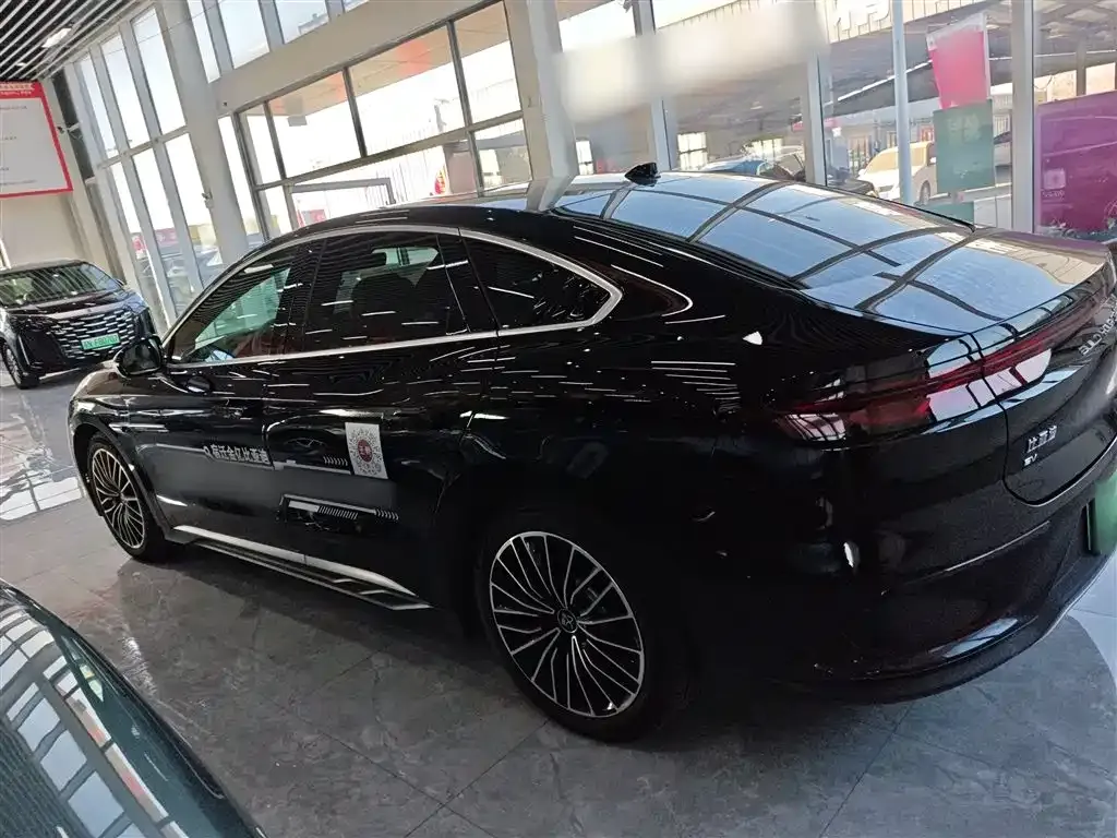 BYD Han 2025 из CN, фото 3