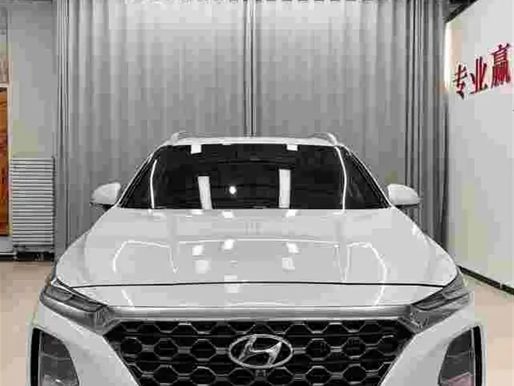 Hyundai Santa Fe 2021 из CN, фото 3