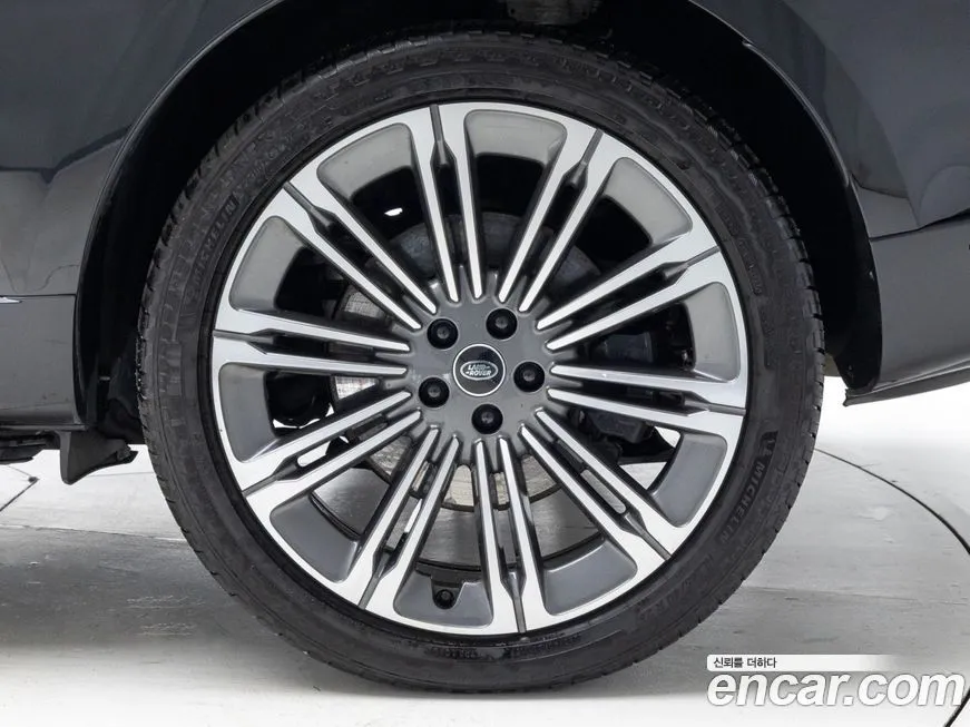 Land Rover Range Rover 2023 из KR, фото 9