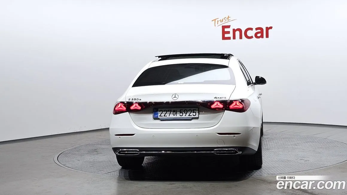 Mercedes-Benz E-Class 2025 из KR, фото 4