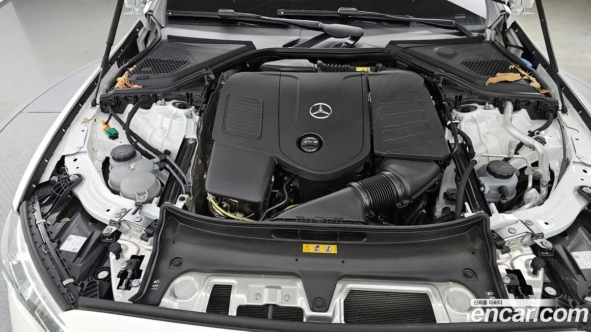 Mercedes-Benz E-Class 2025 из KR, фото 9