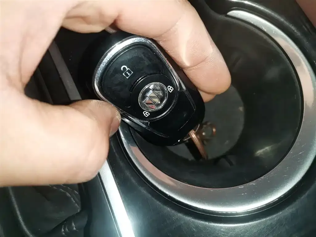 Buick Envision Plus 2022 из CN, фото 2