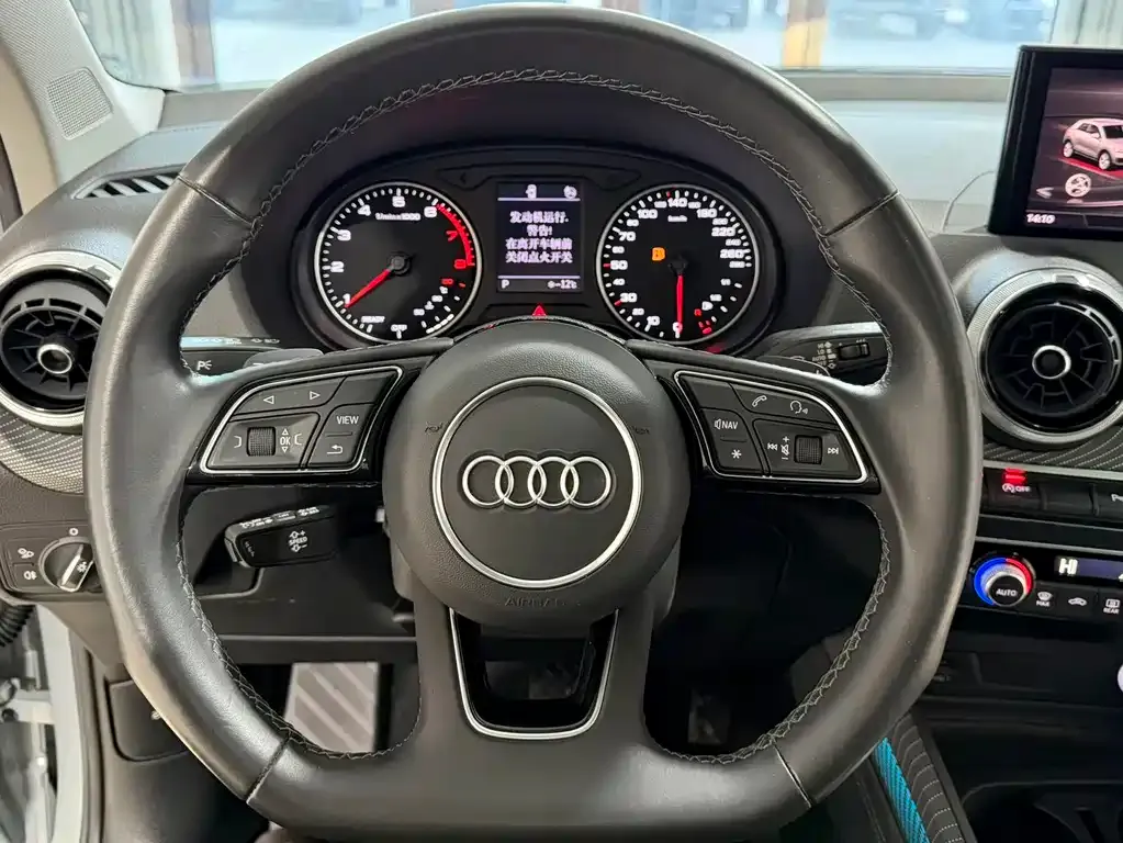 Audi Q2L 2022 из CN, фото 6