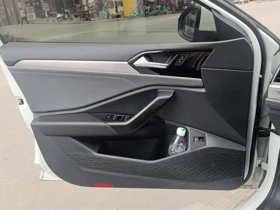 Volkswagen Sagitar 2022 из CN, фото 7