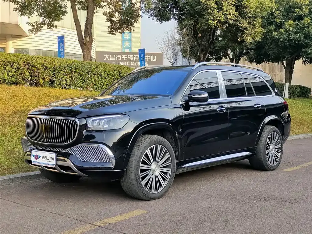 Mercedes-Benz GLS — фото 1