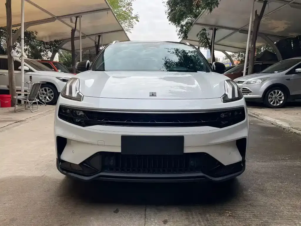 Lynk & Co 06 2023 из CN, фото 9