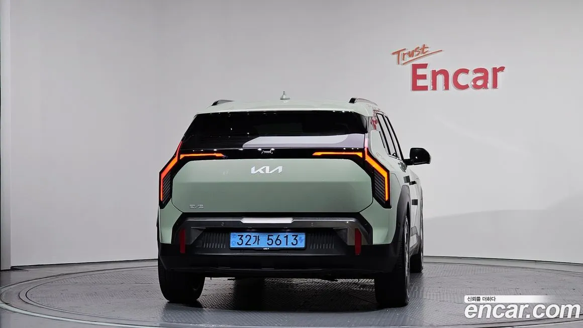 Kia EV3 — фото 2