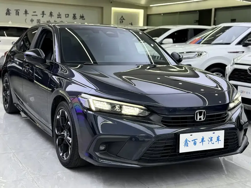 Honda Civic 2022 из CN, фото 2
