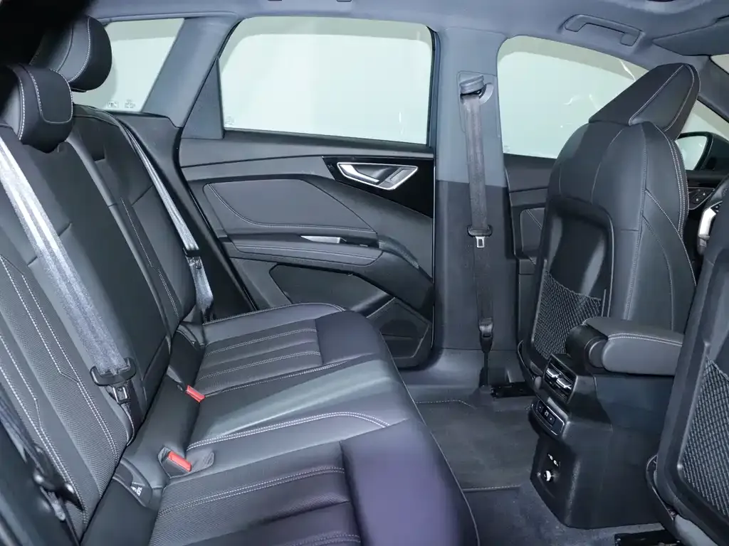 Audi Q4 e-tron 2024 из CN, фото 5